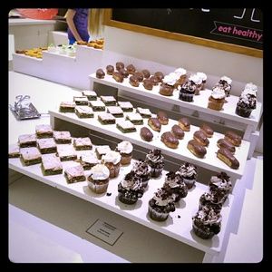 Meet your Posher, Ada